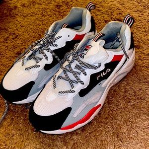 Fila womens shoes